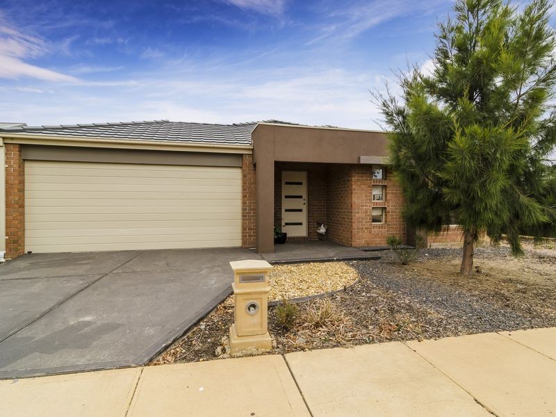 4 Kellerman Drive, Point Cook VIC 3030