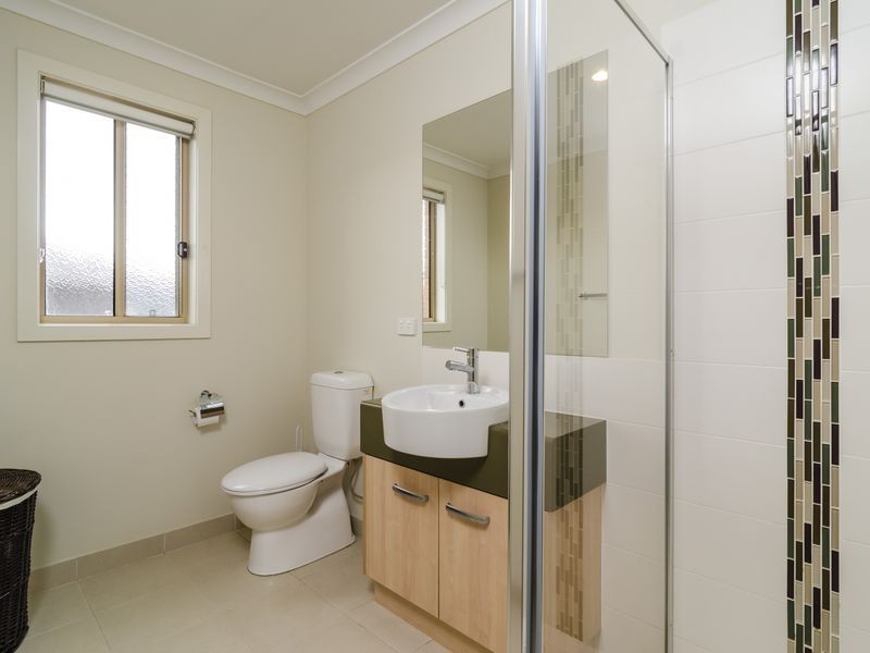 4 Kellerman Drive, Point Cook VIC 3030