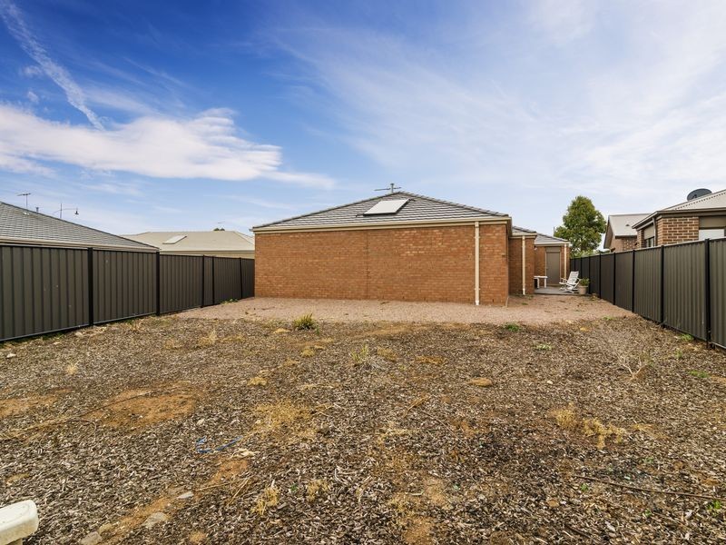 4 Kellerman Drive, Point Cook VIC 3030
