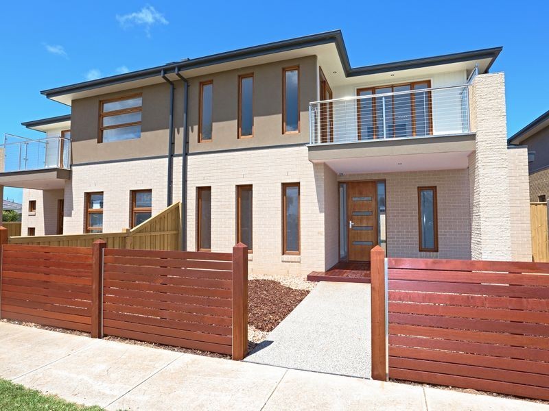 3 Christo Walk, Point Cook VIC 3030