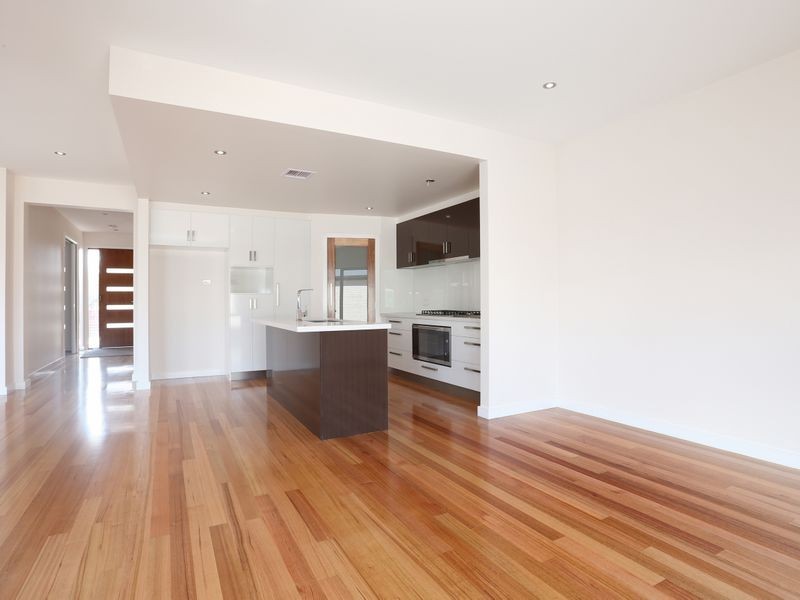 3 Christo Walk, Point Cook VIC 3030