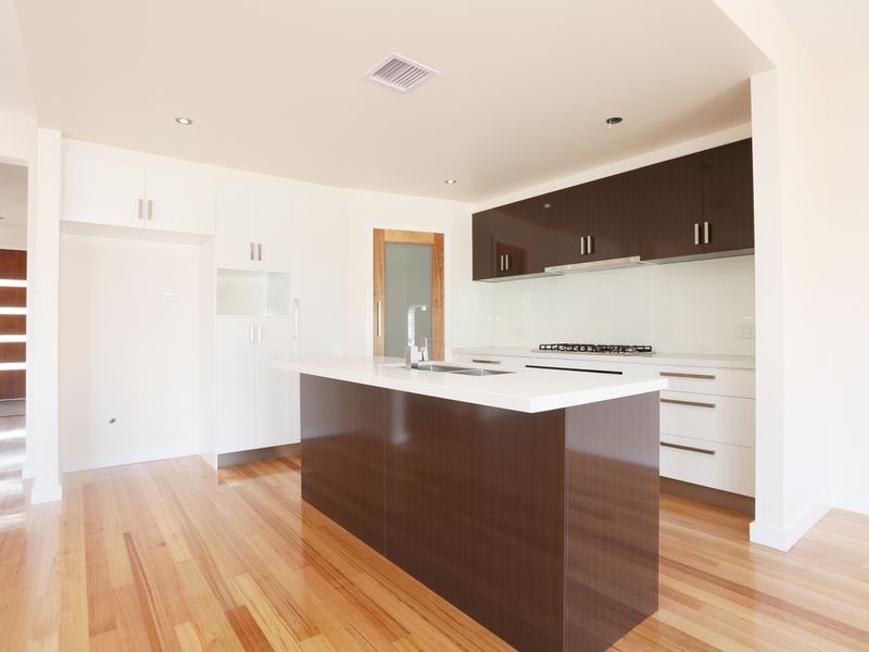 3 Christo Walk, Point Cook VIC 3030