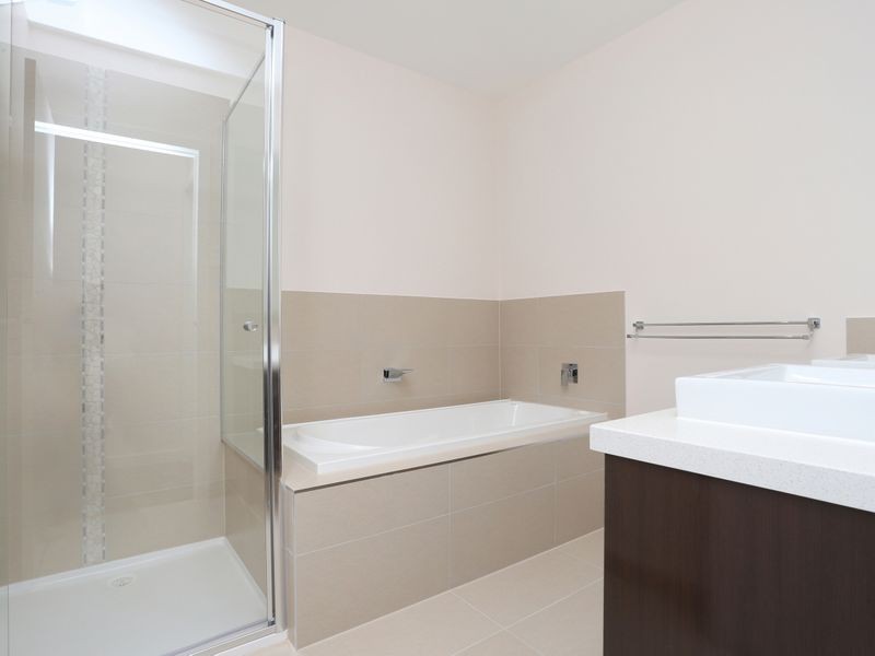 3 Christo Walk, Point Cook VIC 3030