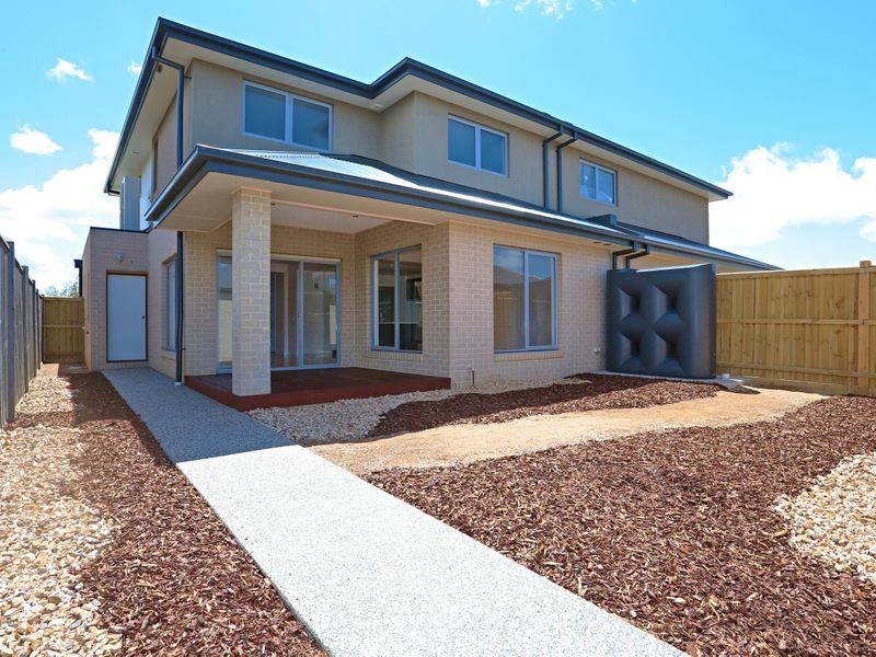 3 Christo Walk, Point Cook VIC 3030