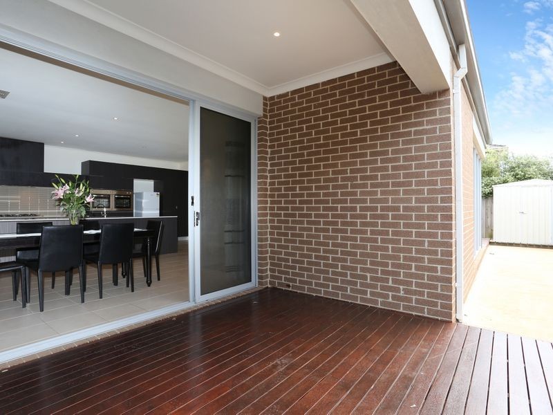 7 Earth Street, Point Cook VIC 3030