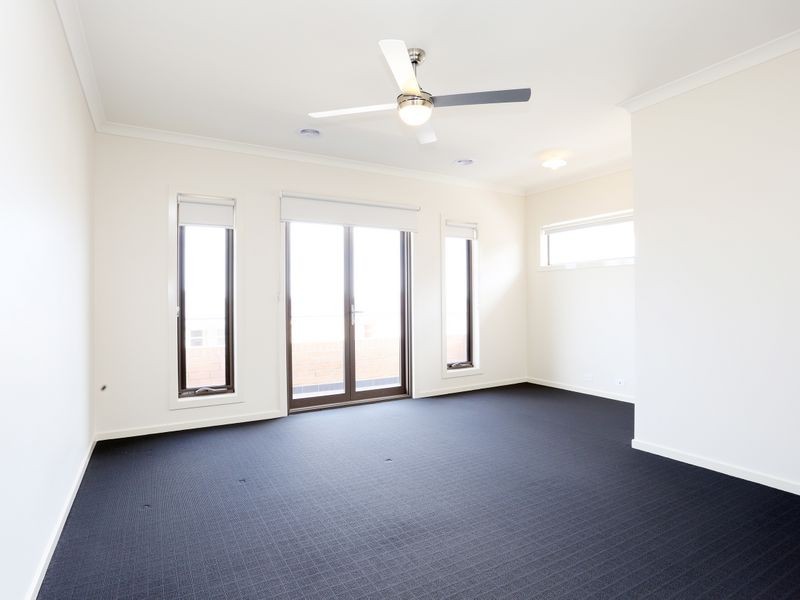 4 Hargrave Avenue, Point Cook VIC 3030