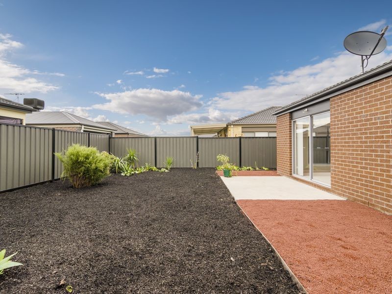 5 Elegante Road, Point Cook VIC 3030