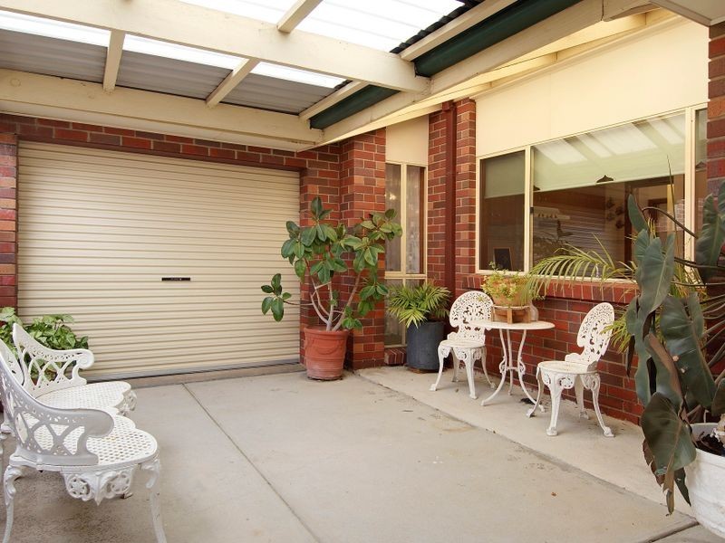 212 Merton Street, Altona Meadows VIC 3028