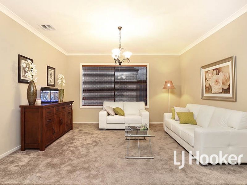 105 Tom Roberts Parade, Point Cook VIC 3030