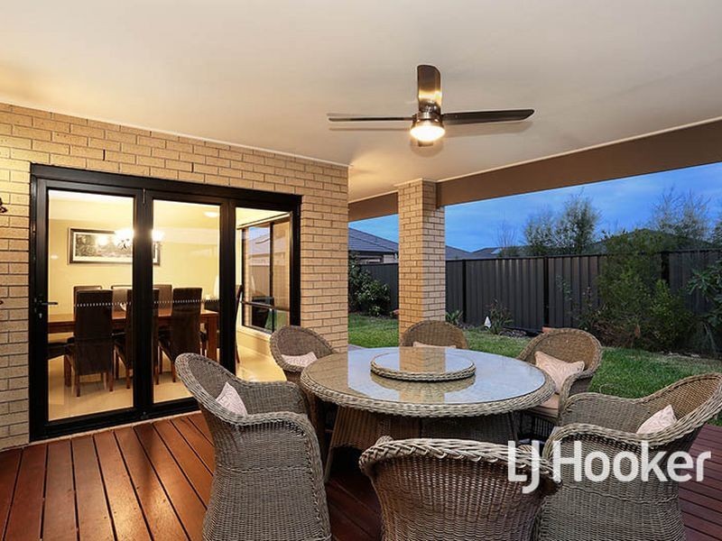 105 Tom Roberts Parade, Point Cook VIC 3030