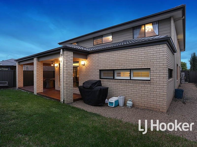 105 Tom Roberts Parade, Point Cook VIC 3030