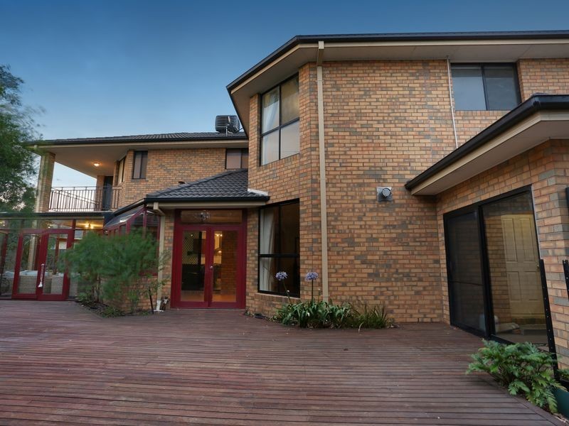 3 The Point, Sanctuary Lakes VIC 3030