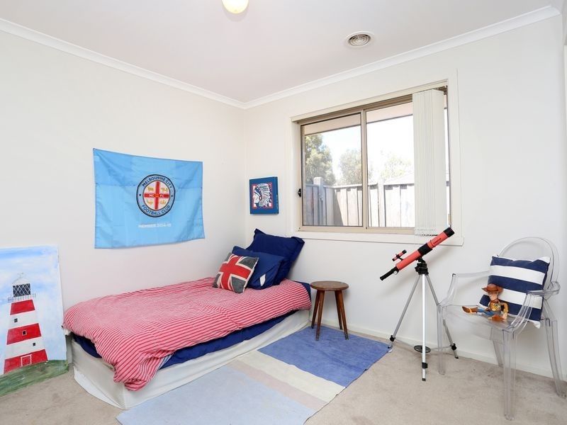 101 Middle Park Drive, Sanctuary Lakes VIC 3030