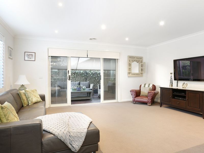 62 Tom Roberts Parade, Point Cook VIC 3030