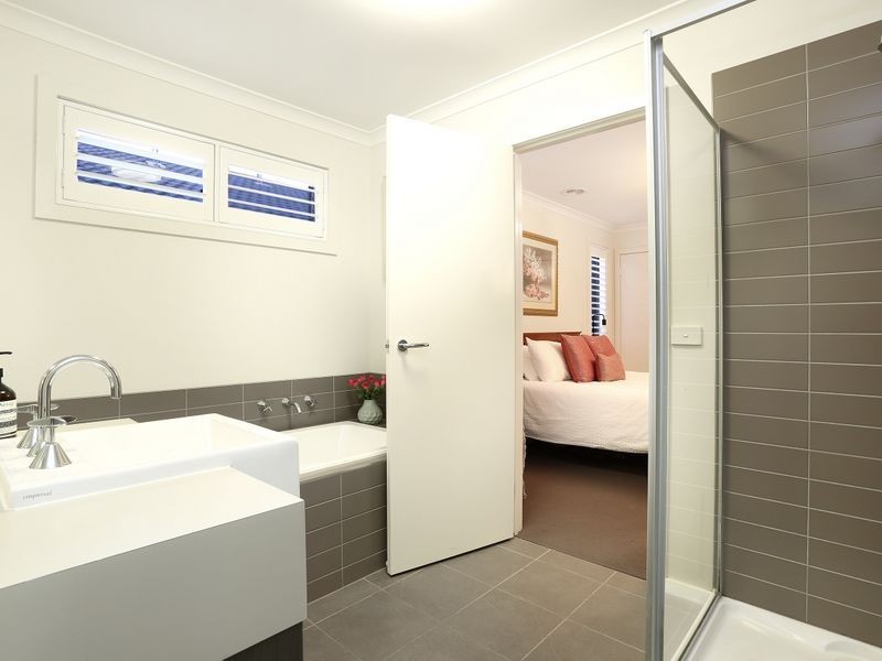 62 Tom Roberts Parade, Point Cook VIC 3030