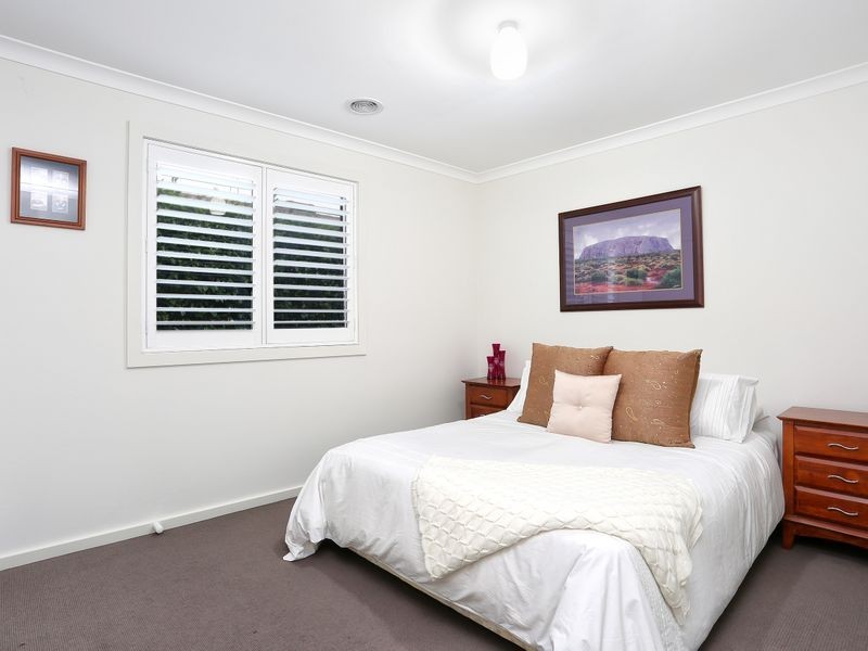 62 Tom Roberts Parade, Point Cook VIC 3030