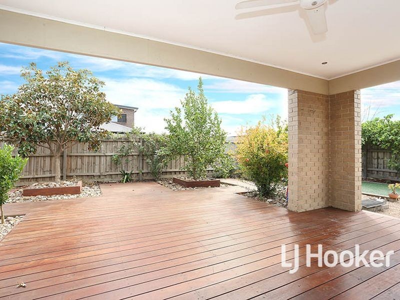 26 Windorah Drive, Point Cook VIC 3030
