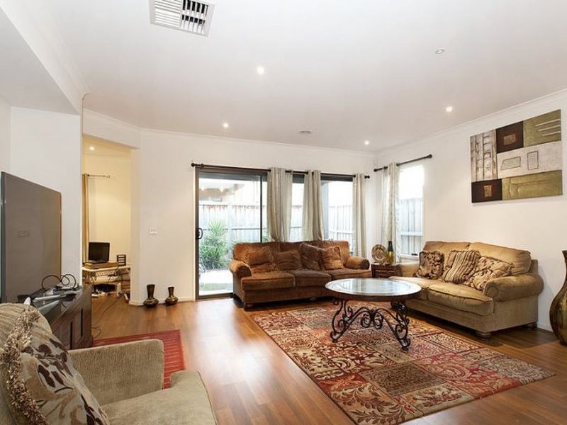 6 Clarion Avenue, Williams Landing VIC 3027