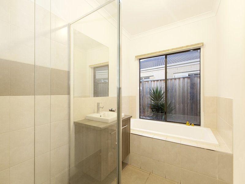 6 Clarion Avenue, Williams Landing VIC 3027