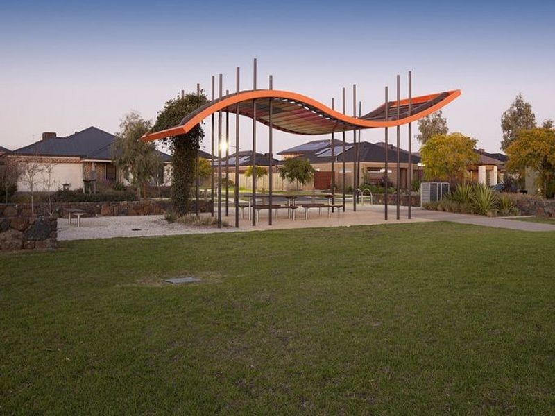 6 Clarion Avenue, Williams Landing VIC 3027