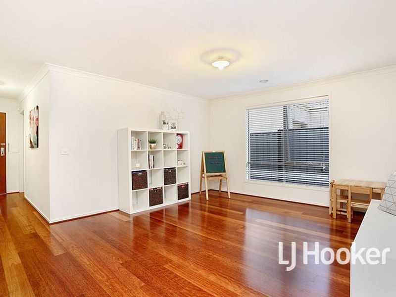 3 Metcalf Way, Point Cook VIC 3030