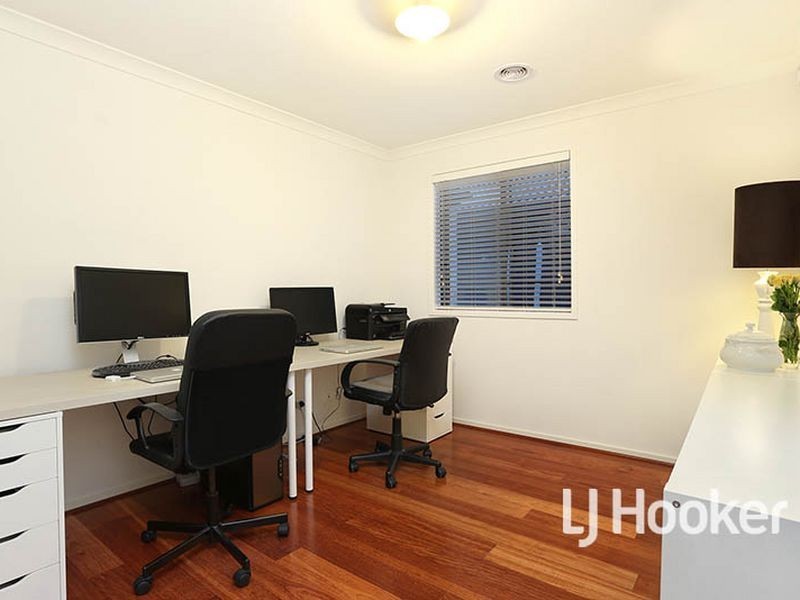 3 Metcalf Way, Point Cook VIC 3030