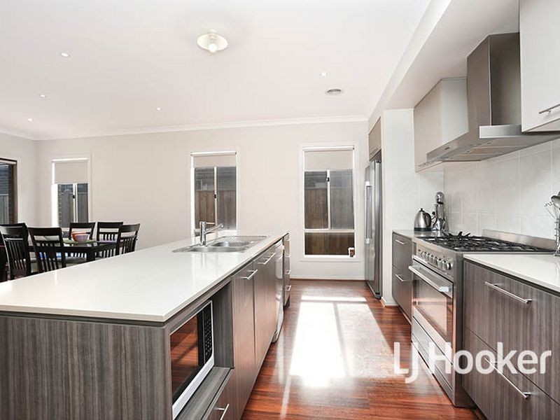 9 Baltic Circuit, Point Cook VIC 3030