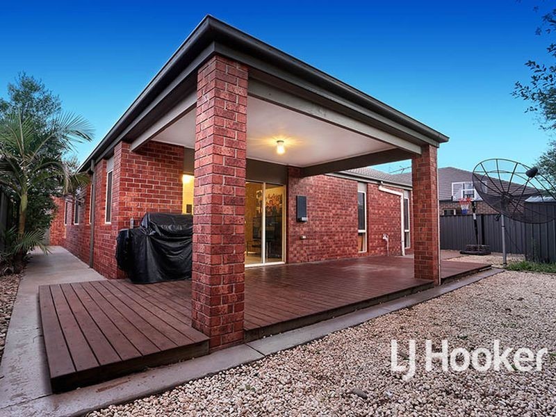 22 Juniper Avenue, Point Cook VIC 3030
