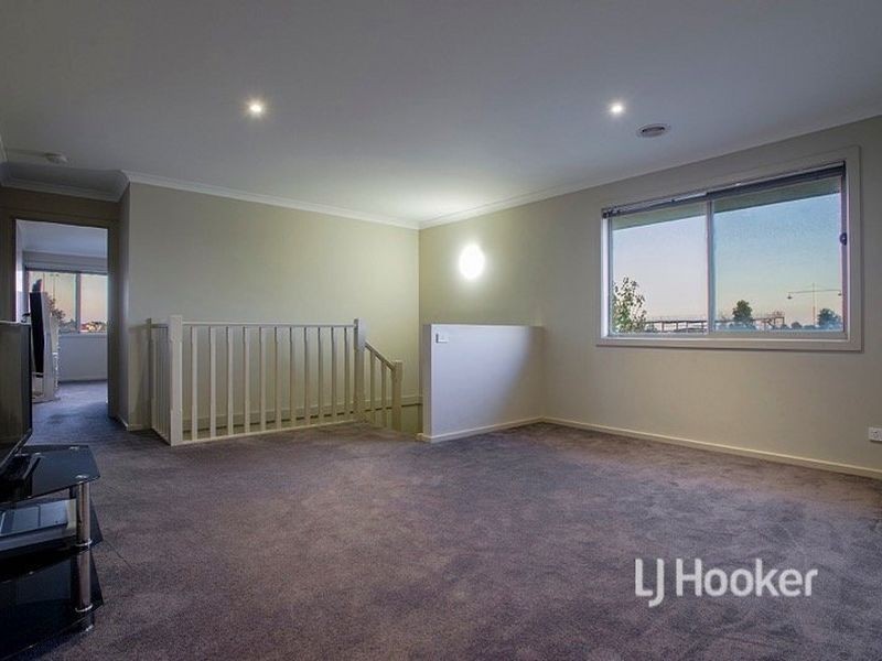 256 Boardwalk Boulevard, Point Cook VIC 3030