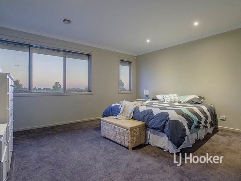 256 Boardwalk Boulevard, Point Cook VIC 3030