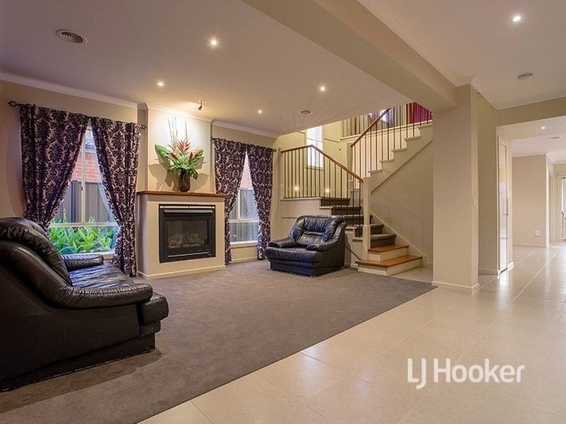 15 Oliver Place, Point Cook VIC 3030