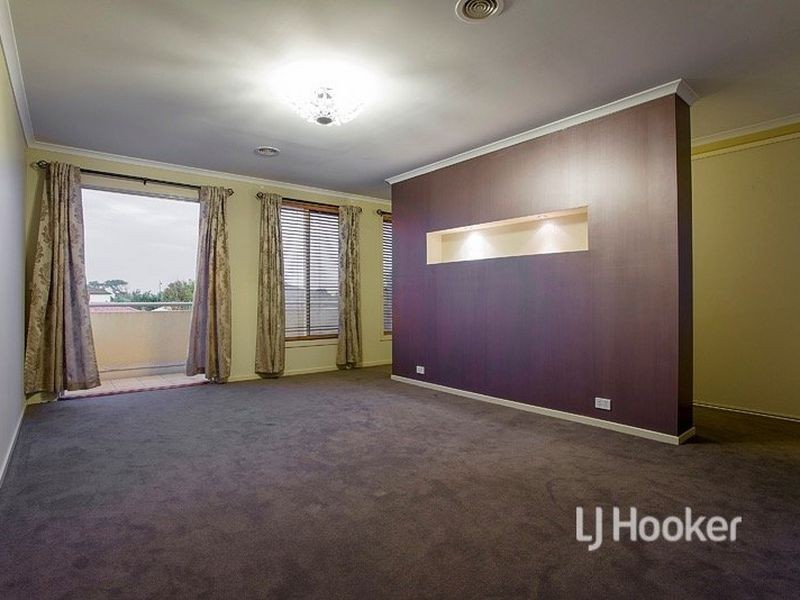 15 Oliver Place, Point Cook VIC 3030