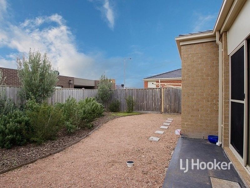 4 Mazel Drive, Tarneit VIC 3029