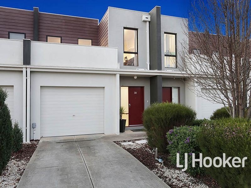 38/39 Astley Crescent, Point Cook VIC 3030
