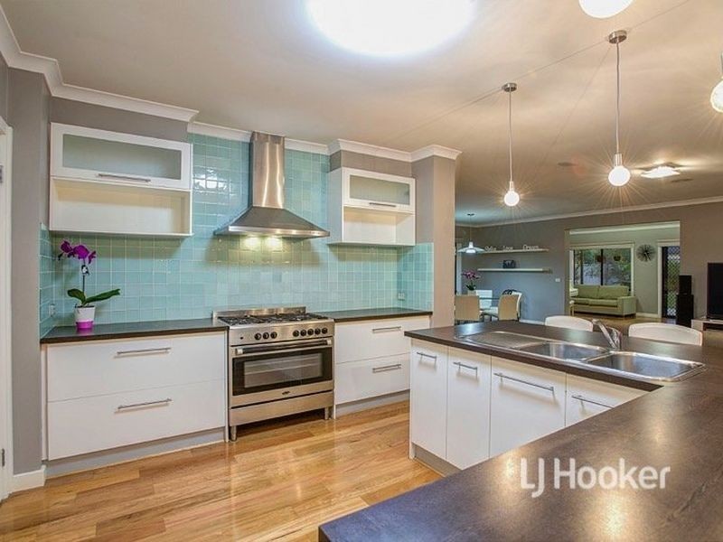 9 La Spezia Court, Point Cook VIC 3030