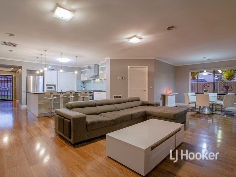 9 La Spezia Court, Point Cook VIC 3030