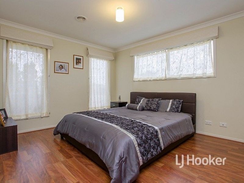 101 Tom Roberts Parade, Point Cook VIC 3030