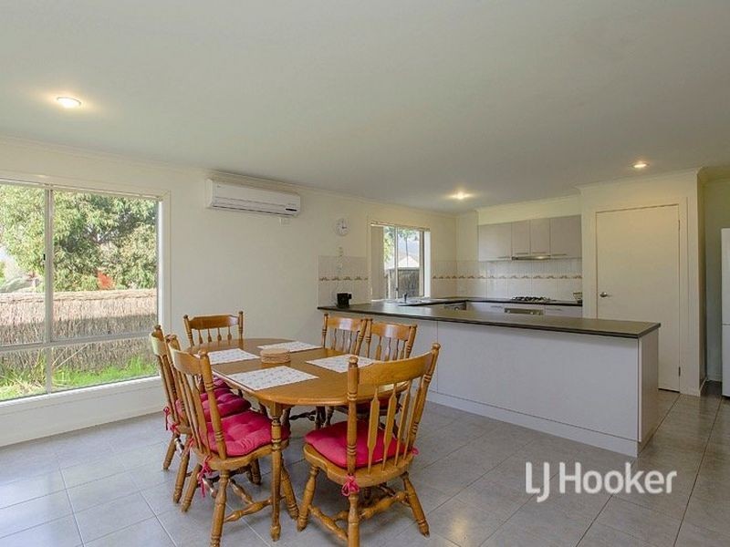 56 Juniper Avenue, Point Cook VIC 3030