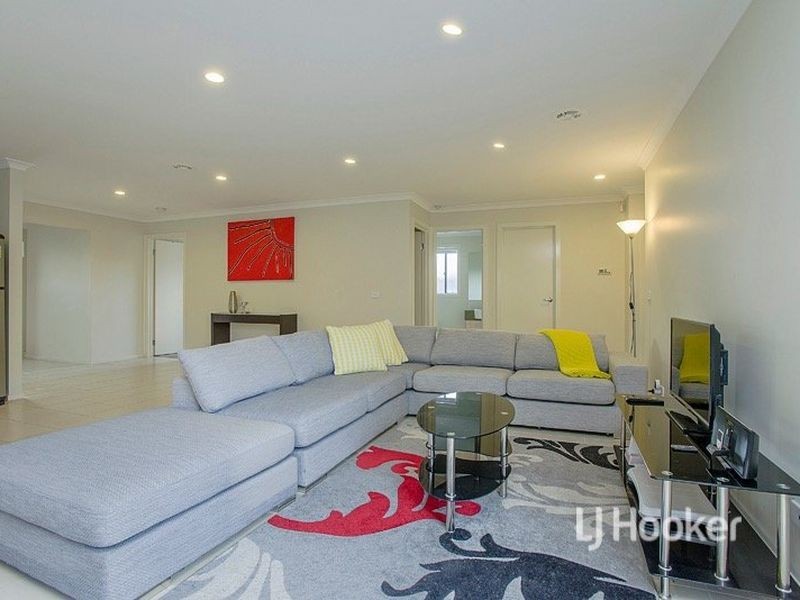 1 Lorne Way, Point Cook VIC 3030