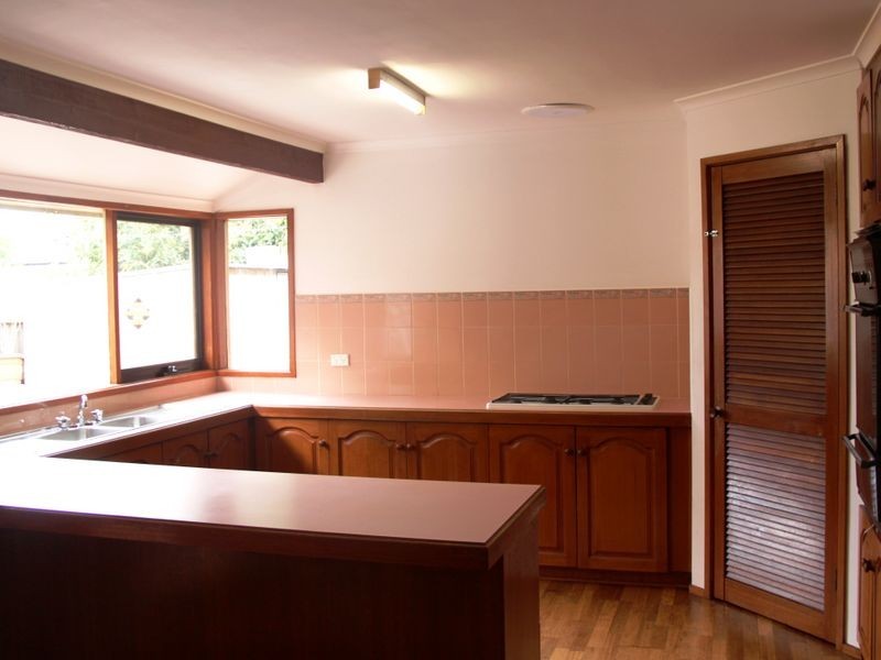 82 Mintaro Way, Altona Meadows VIC 3028