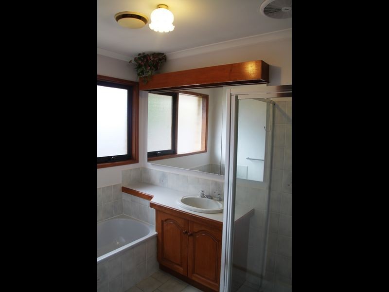 82 Mintaro Way, Altona Meadows VIC 3028