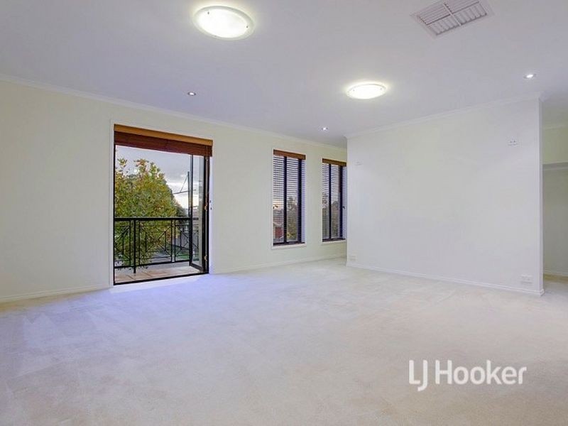 10 Caledonian Way, Point Cook VIC 3030