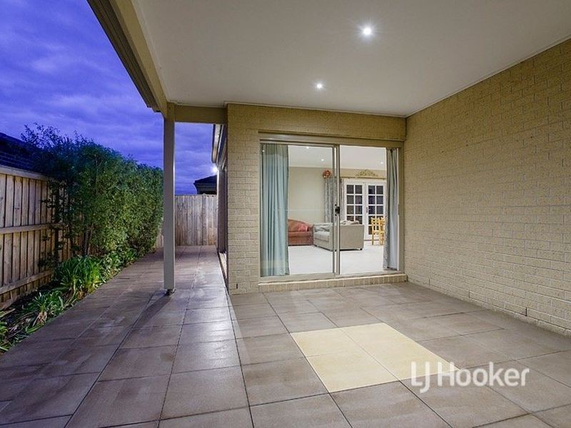 18 Ionian Way, Point Cook VIC 3030