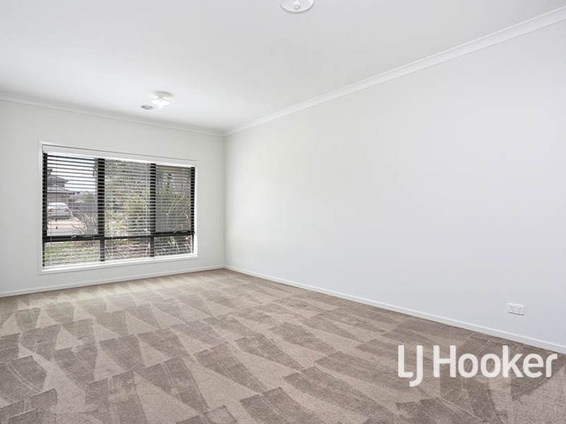 58 Sanctuary Lakes East Boulevard, Sanctuary Lakes VIC 3030