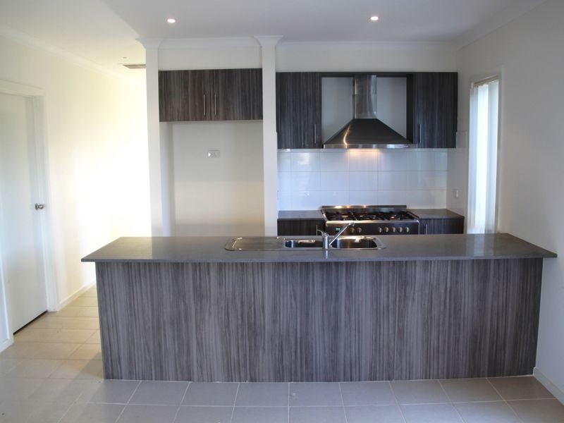13 Elegante Road, Point Cook VIC 3030