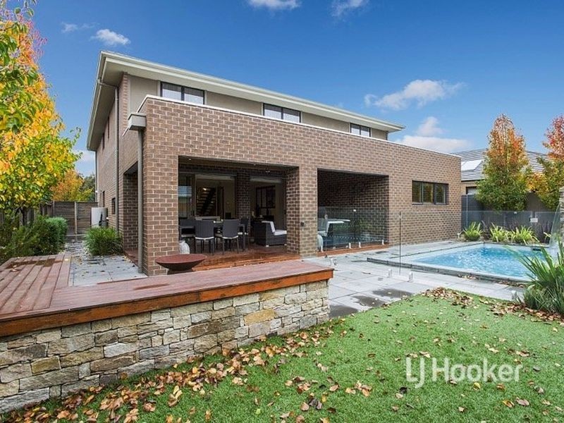 64 Boardwalk Boulevard, Point Cook VIC 3030