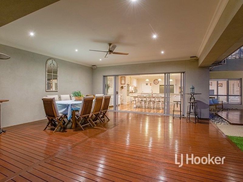 37 Celebration Drive, Sanctuary Lakes VIC 3030