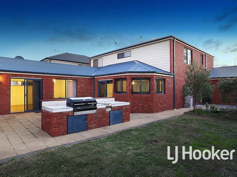 115 Lennon Boulevard, Point Cook VIC 3030