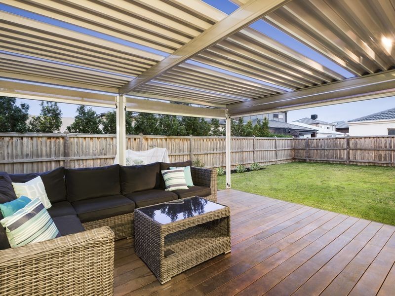 5 Silverbay Avenue, Point Cook VIC 3030