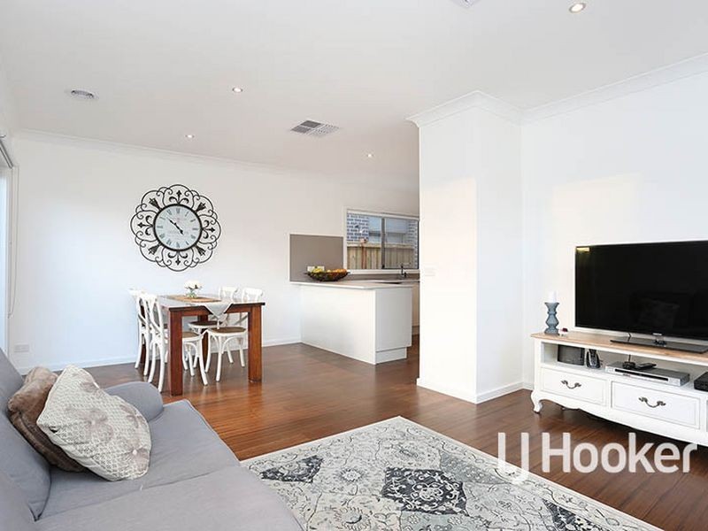 15 Sissinghurst Street, Truganina VIC 3029